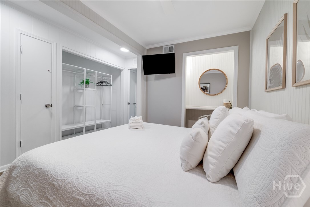 1217 Bay Street 109B