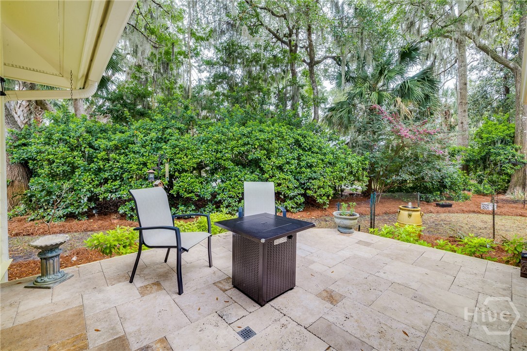 1 Hedgewood Lane