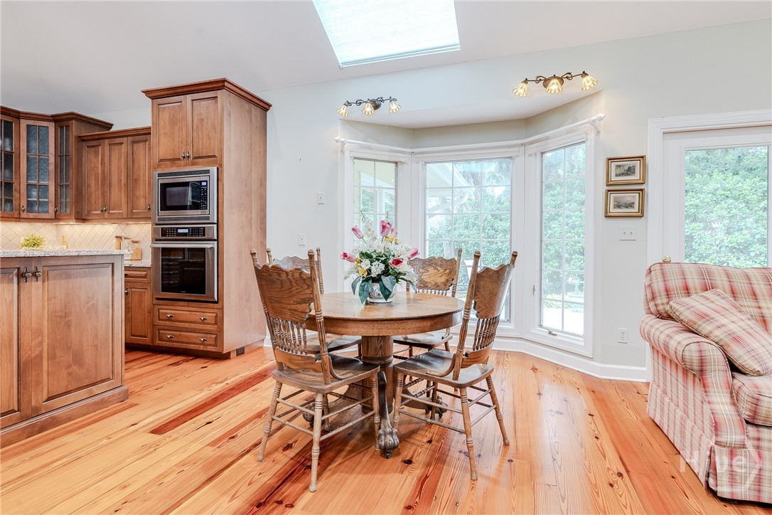 1 Hedgewood Lane