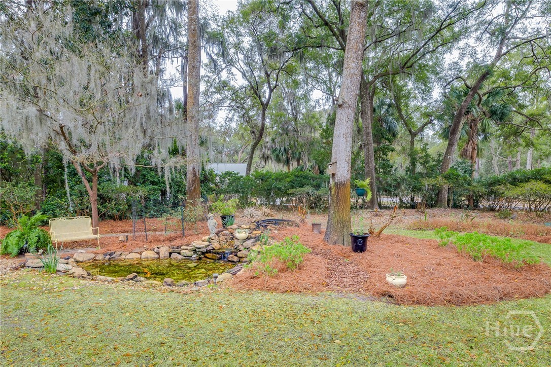 1 Hedgewood Lane