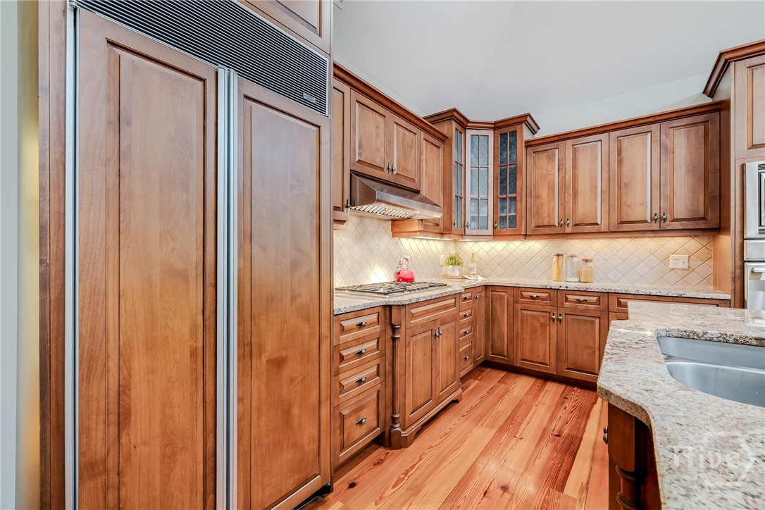 1 Hedgewood Lane