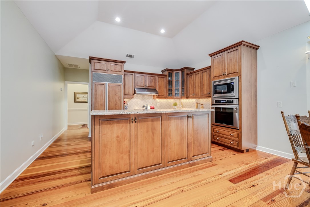 1 Hedgewood Lane