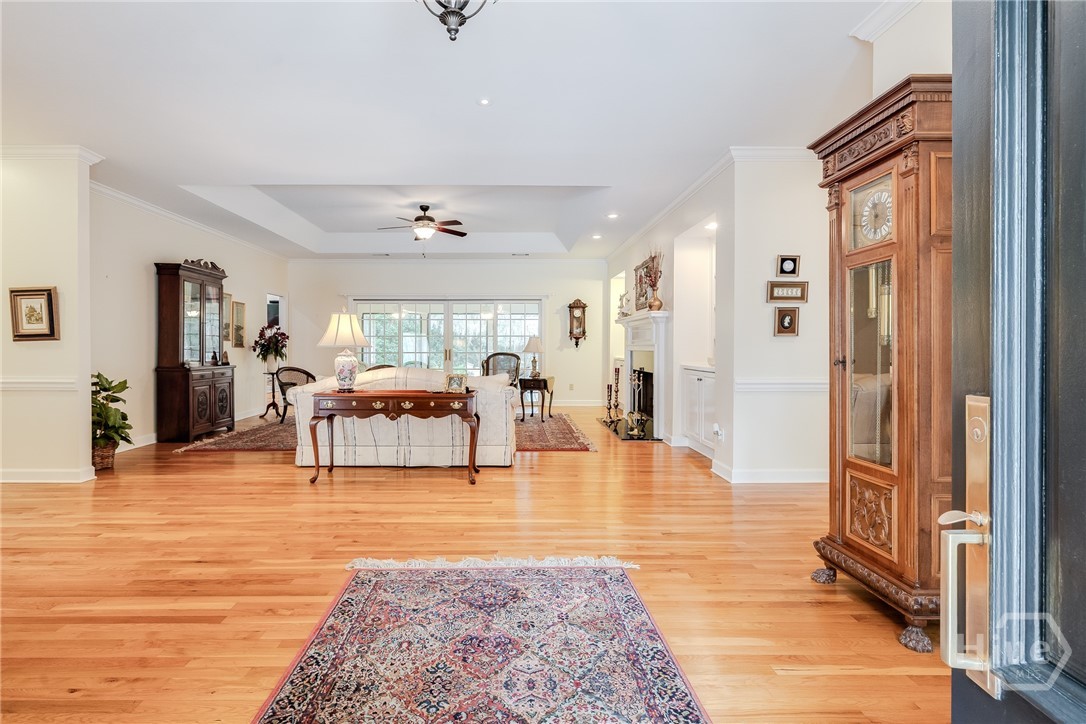 1 Hedgewood Lane