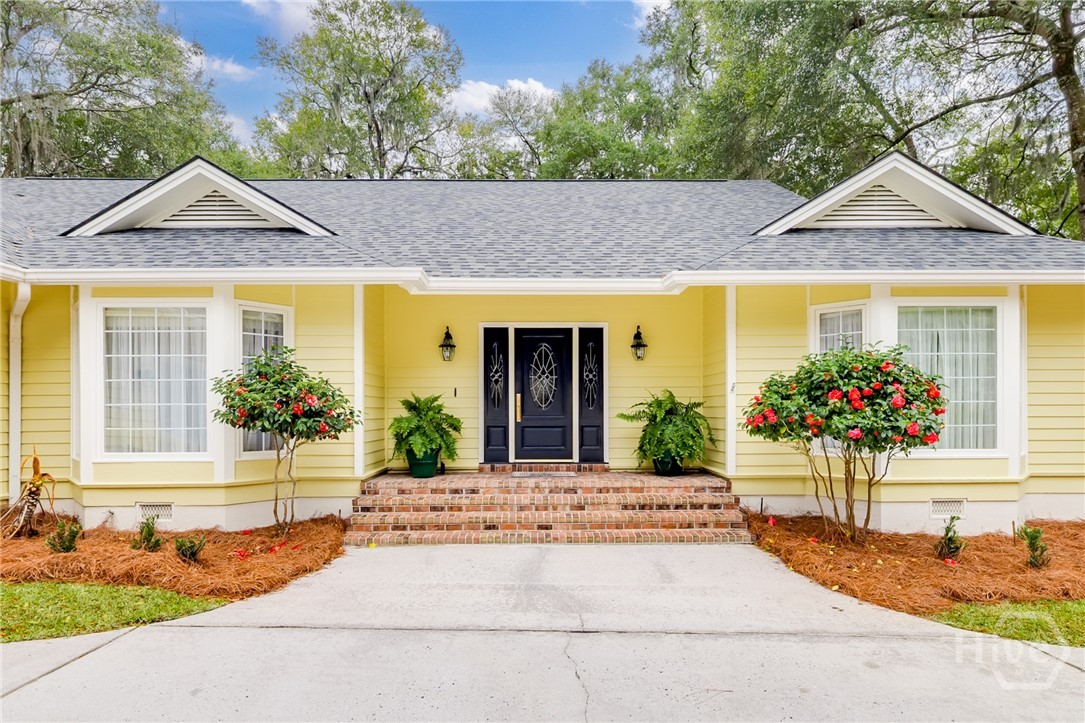 1 Hedgewood Lane