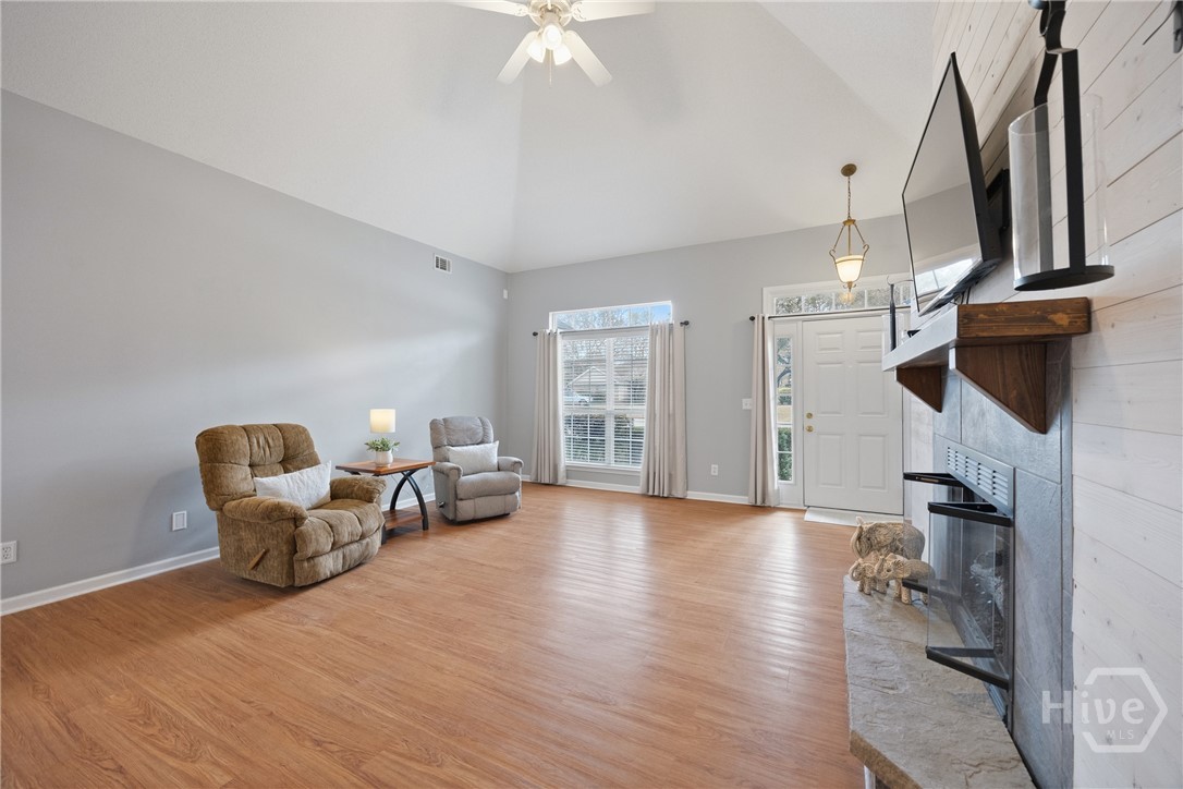 220 Joshua Circle