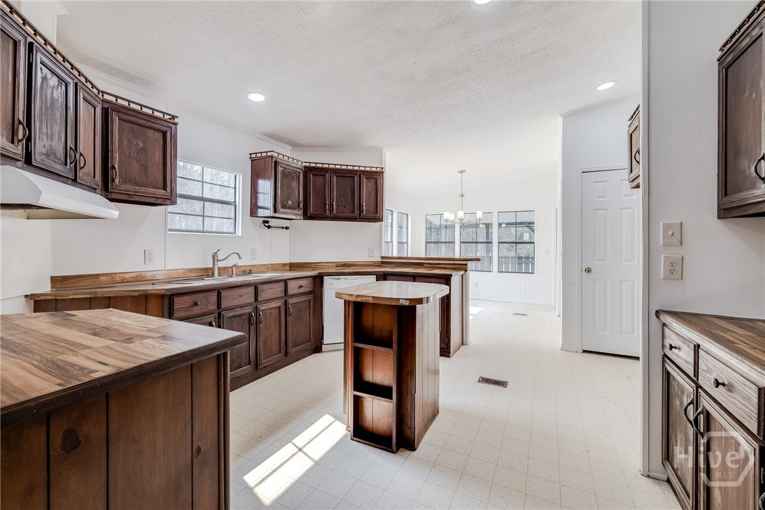 670 Pleasant Hill Church Road