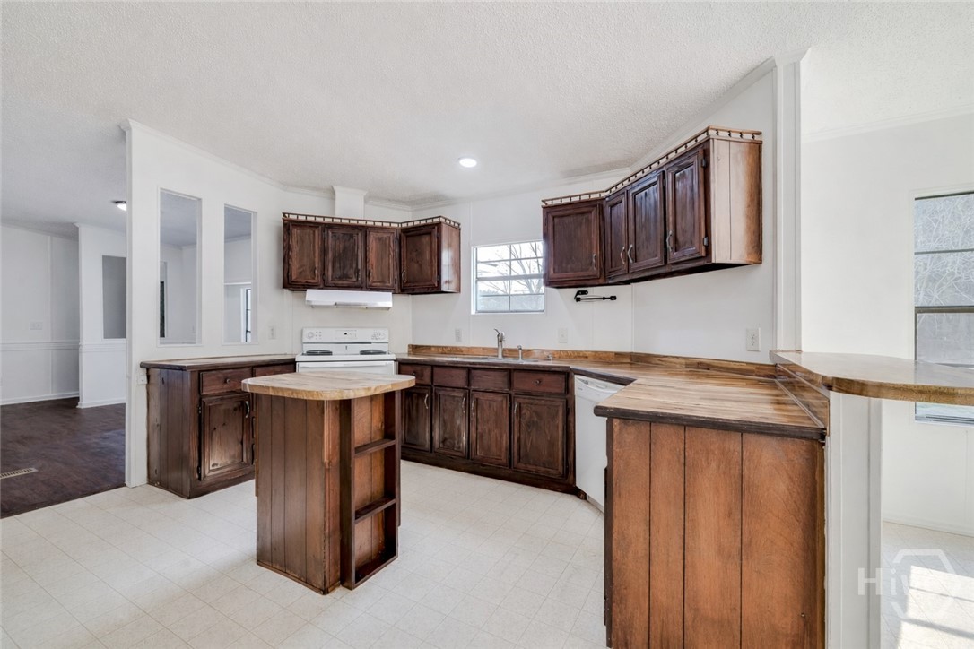 670 Pleasant Hill Church Road