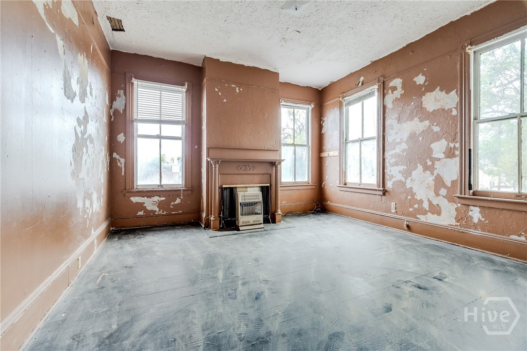 924-926 E Duffy Street