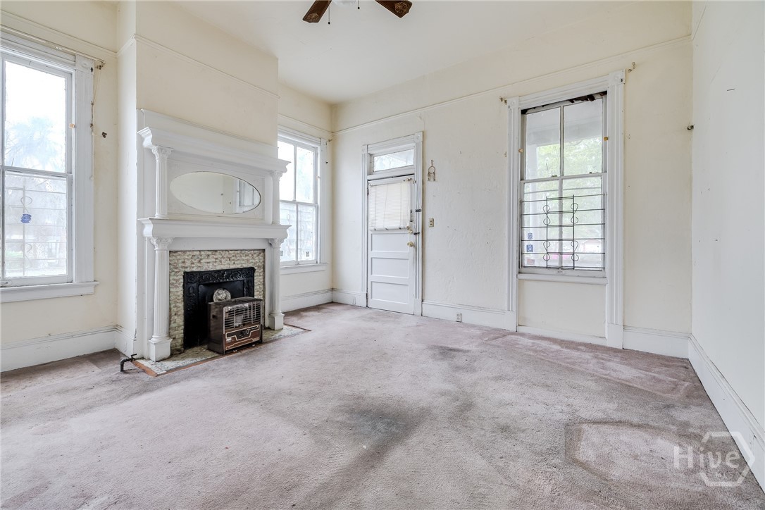 924-926 E Duffy Street