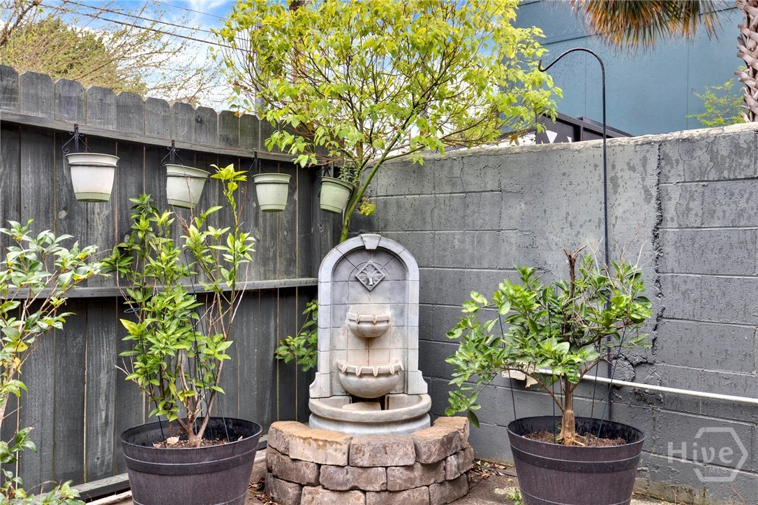 414 E Liberty Street