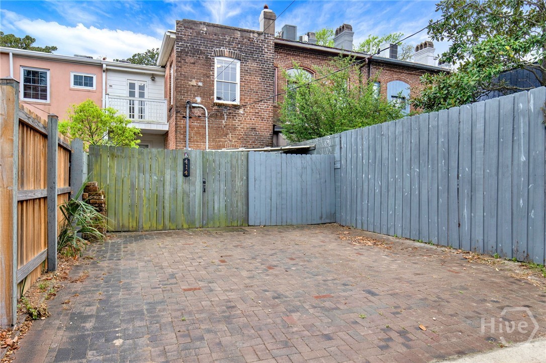 414 E Liberty Street