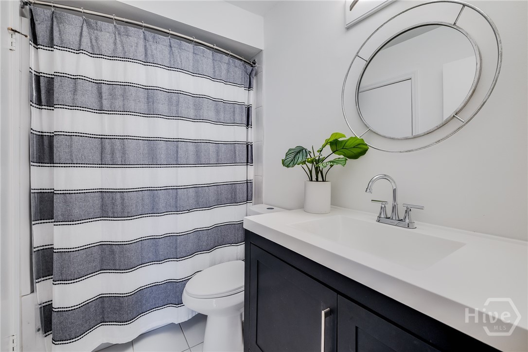 102 Oyster Shell Road C-11