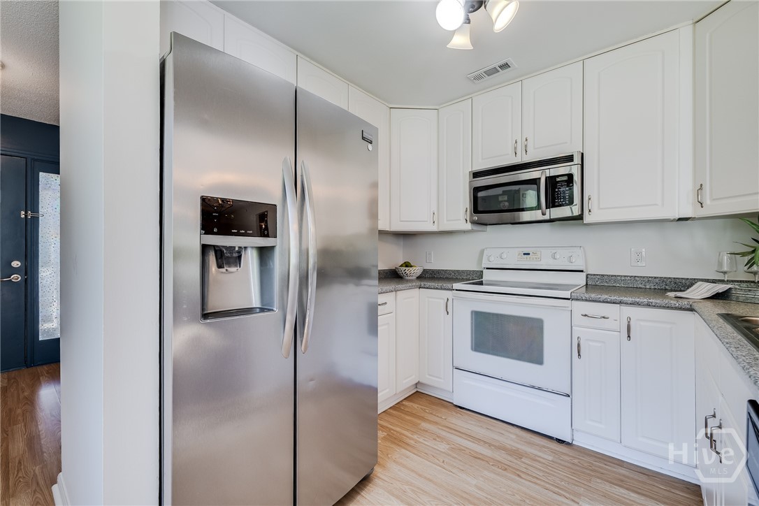 102 Oyster Shell Road C-11