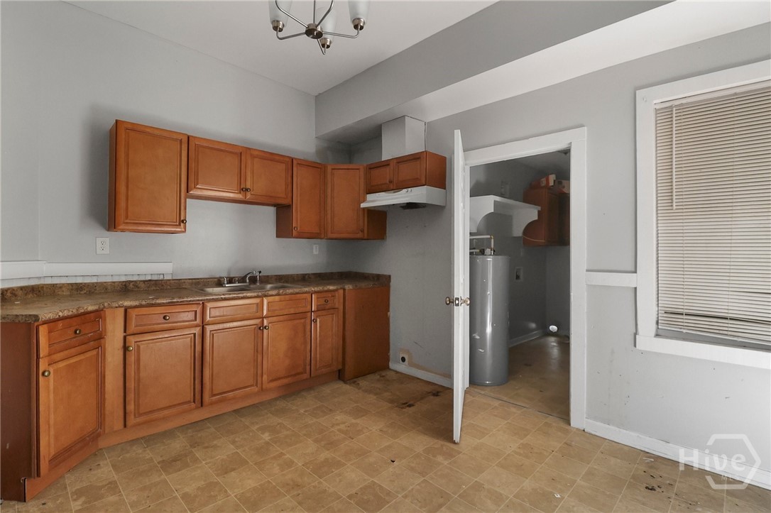 603 W 40th Street