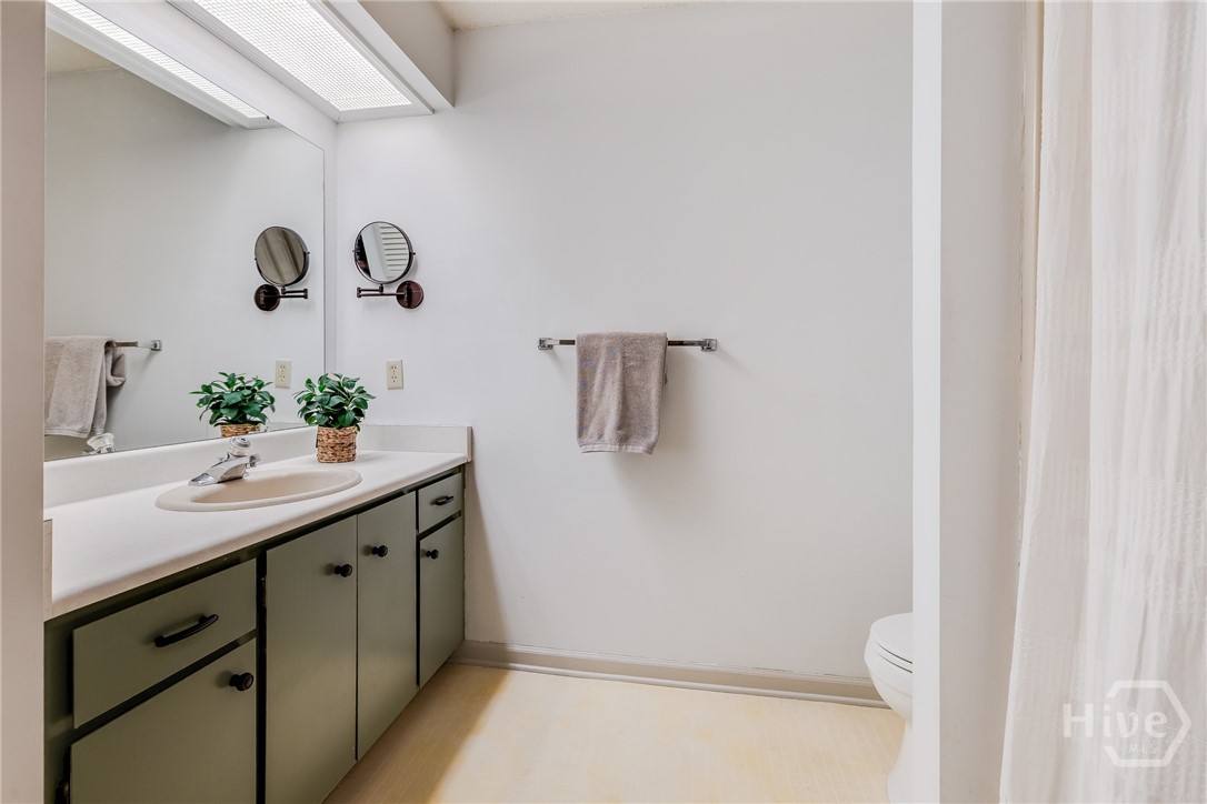 60 Village Green Circle