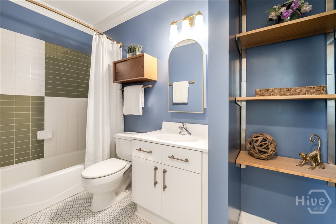 1835 Skidaway Road 204