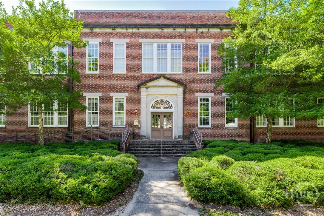 1835 Skidaway Road 204