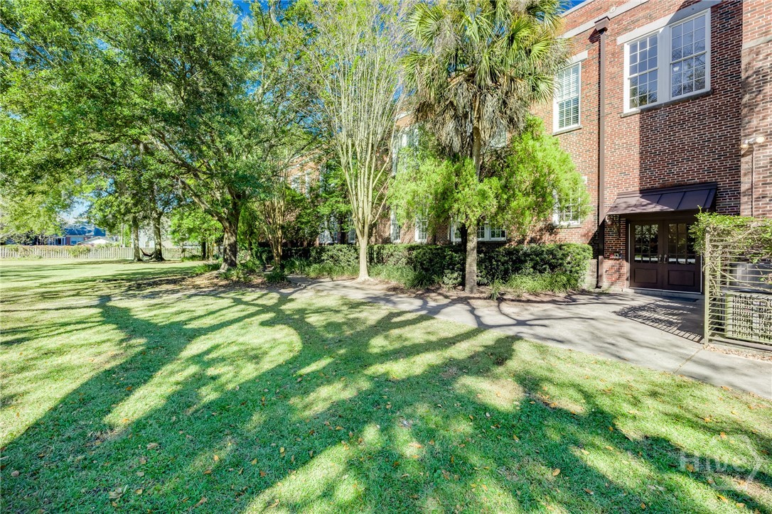 1835 Skidaway Road 204