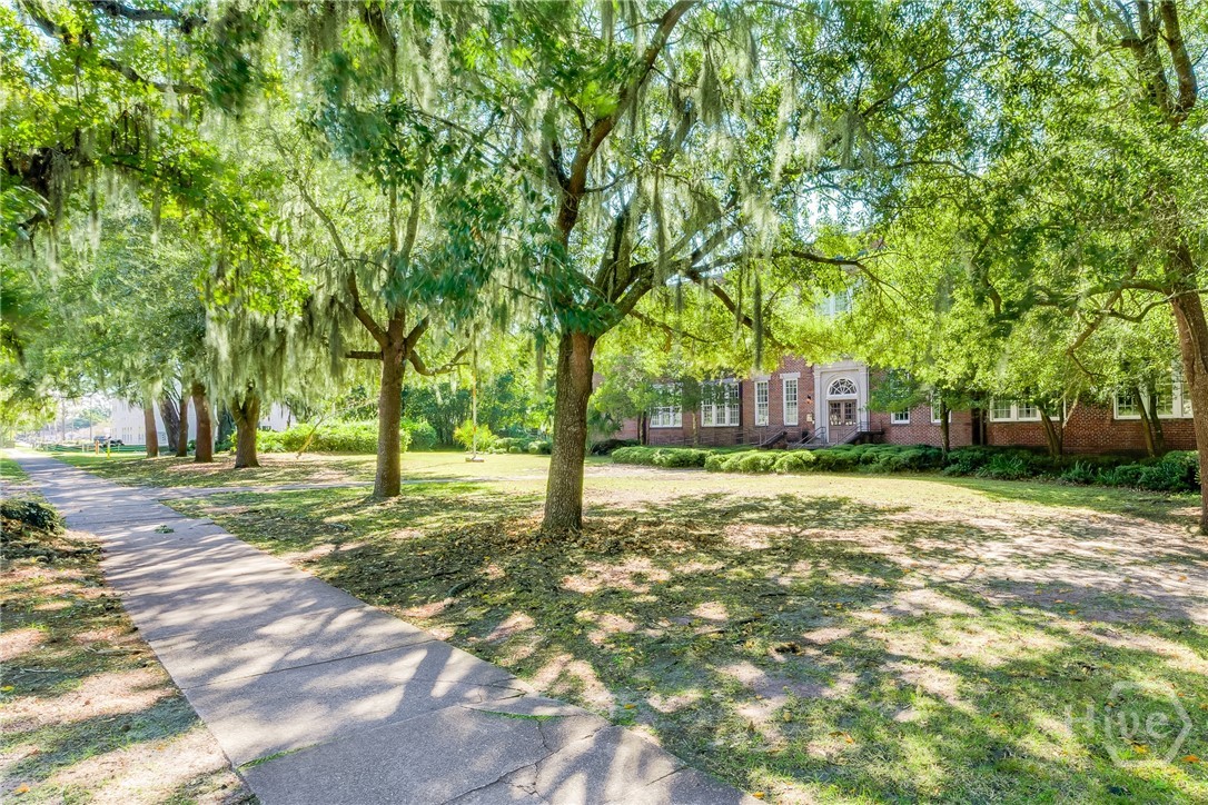 1835 Skidaway Road 204
