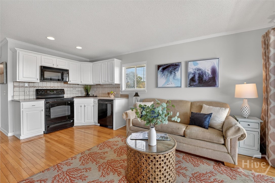 1217 Bay Street 301A