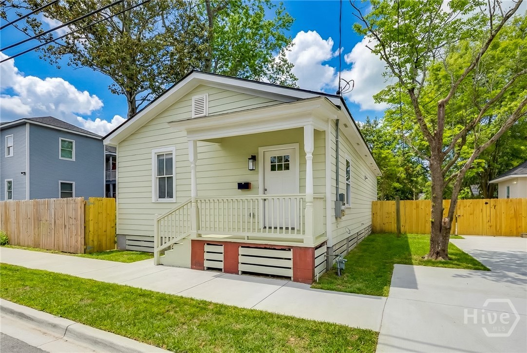2121 Harden Street