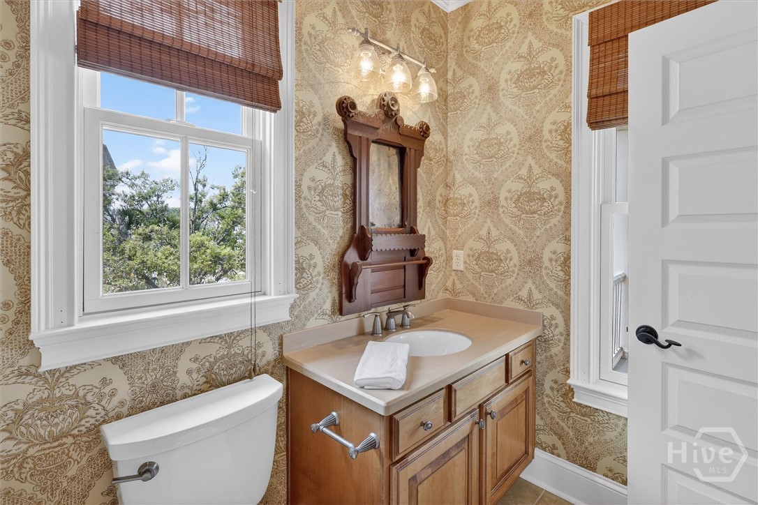 12 Parkside Boulevard