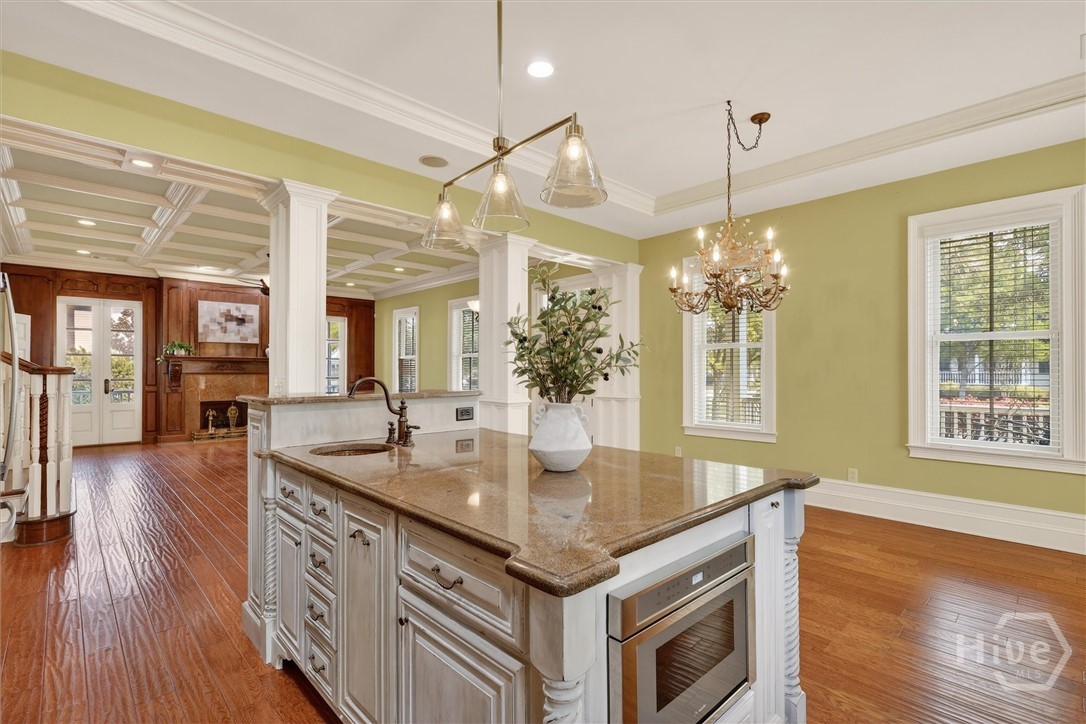 12 Parkside Boulevard