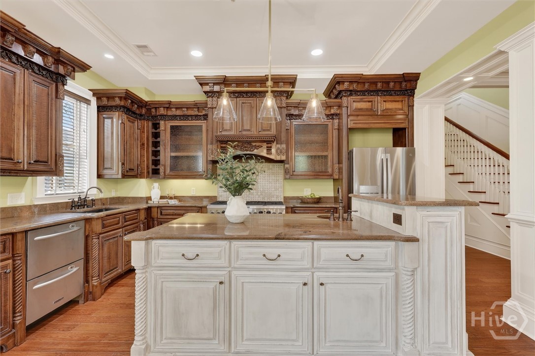 12 Parkside Boulevard