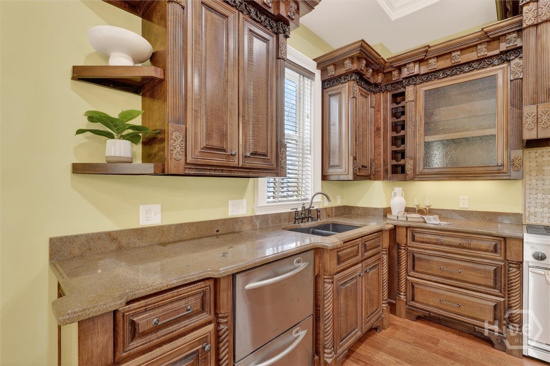 12 Parkside Boulevard