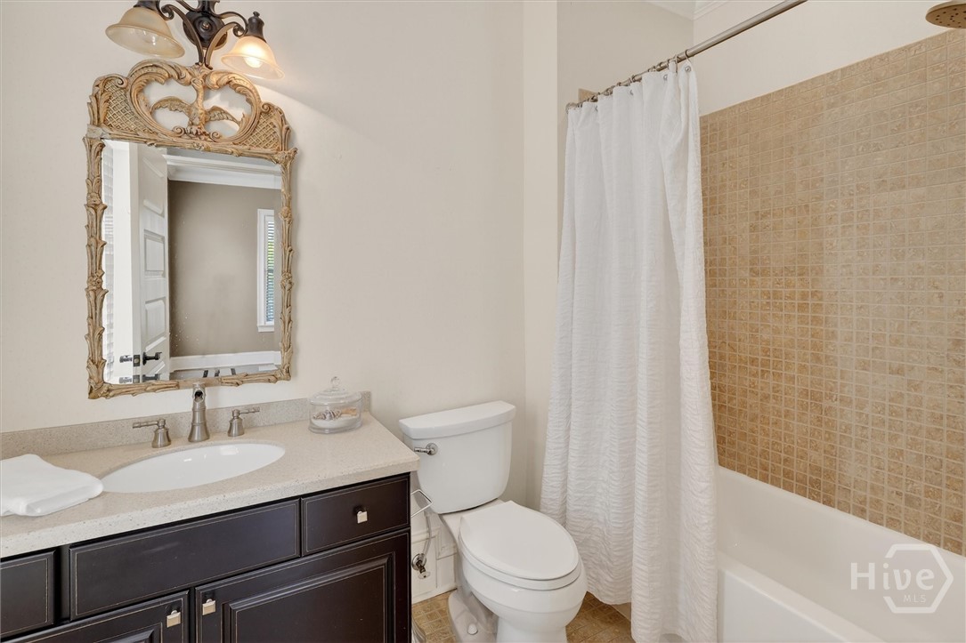 12 Parkside Boulevard