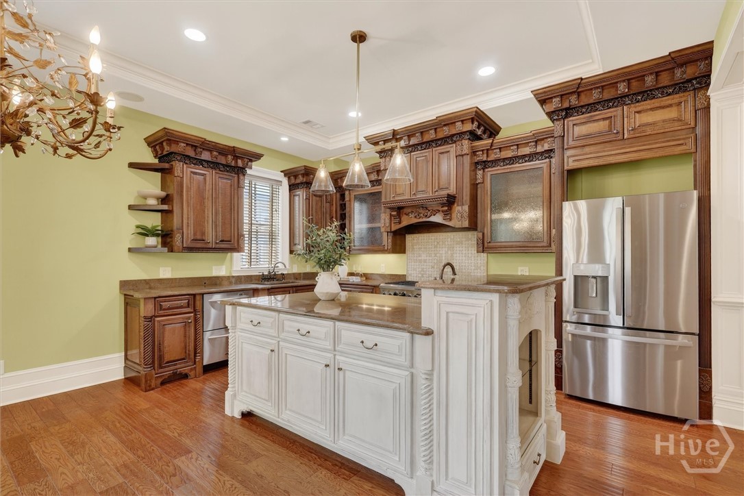 12 Parkside Boulevard