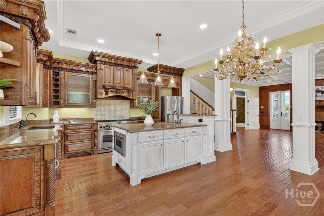 12 Parkside Boulevard