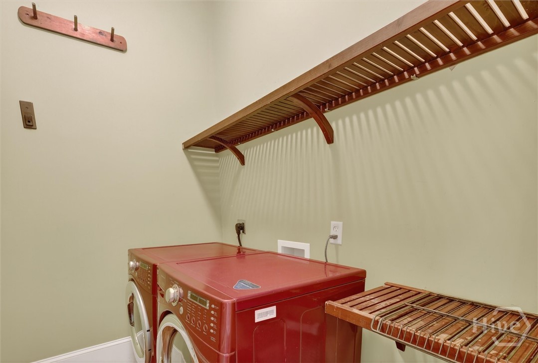 12 Parkside Boulevard