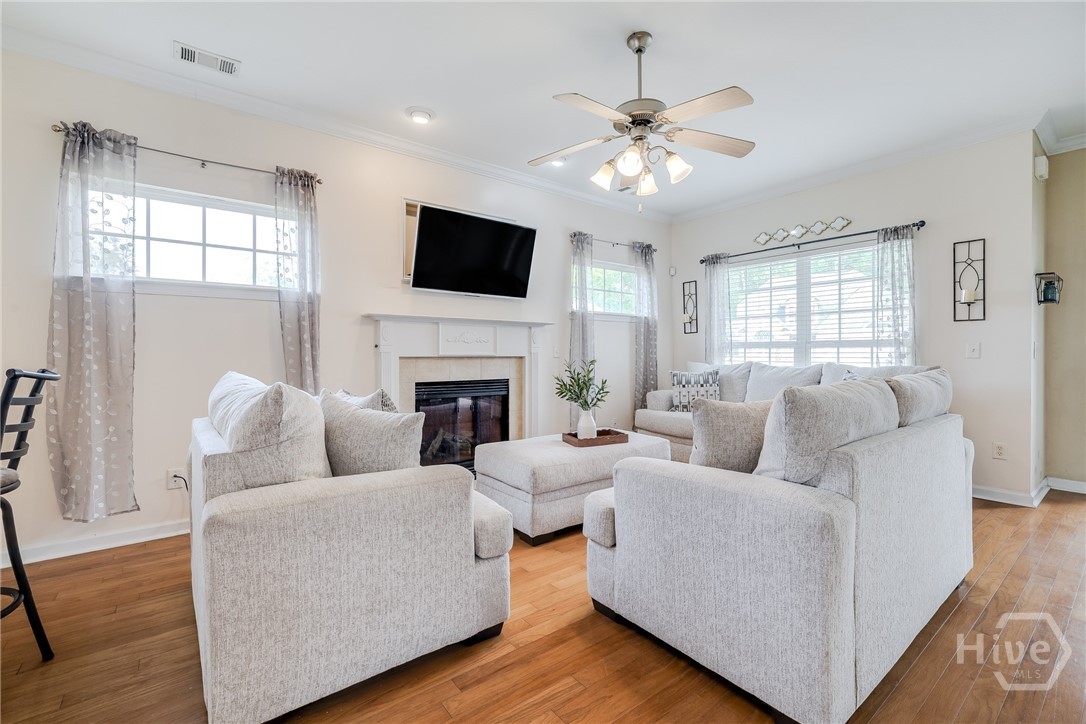 10 Steel Magnolia Lane