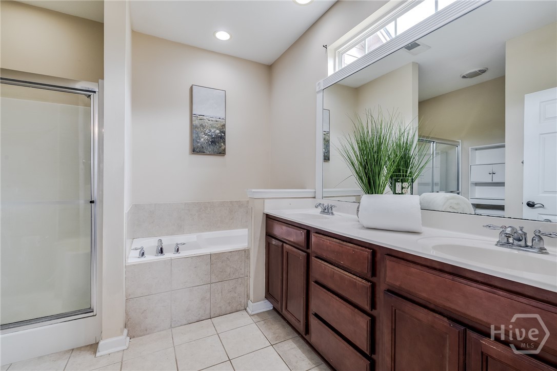 10 Steel Magnolia Lane