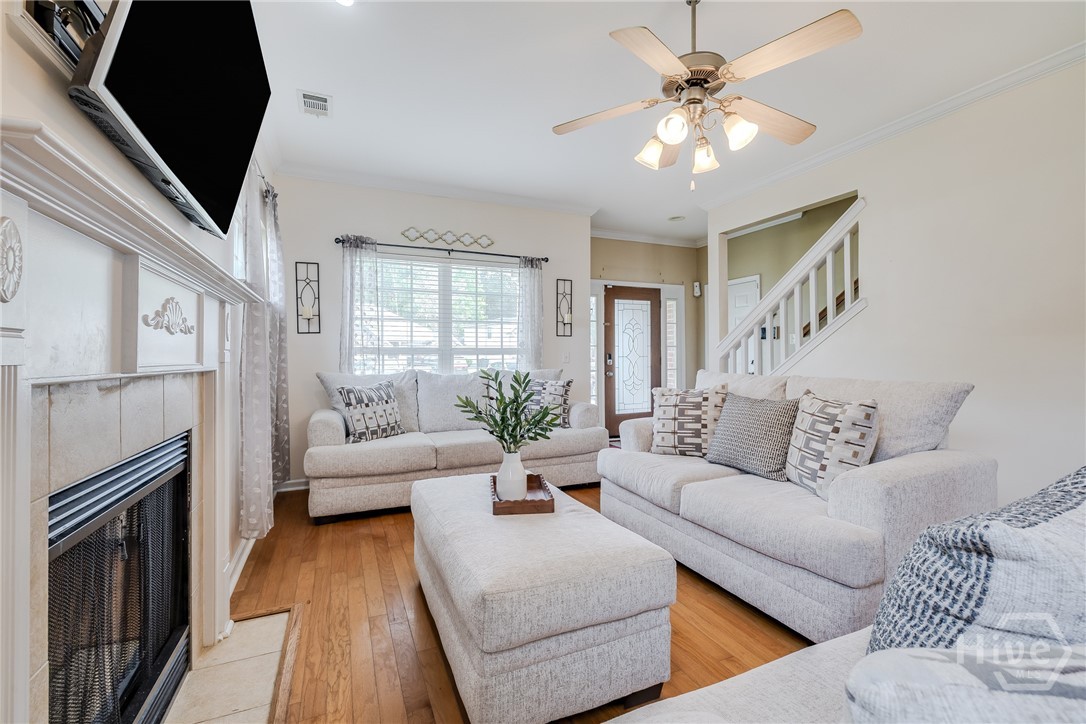 10 Steel Magnolia Lane