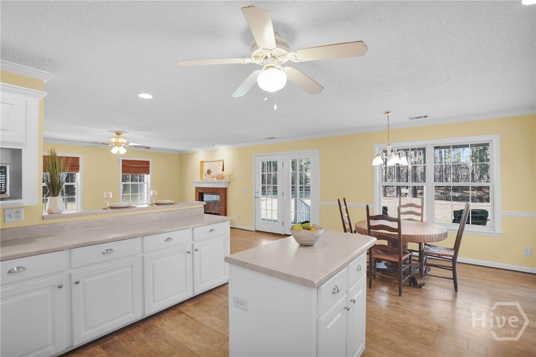 548 Sand Hill Road