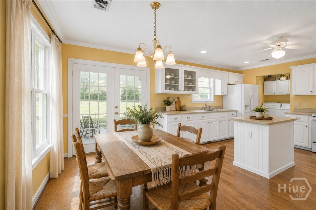 548 Sand Hill Road