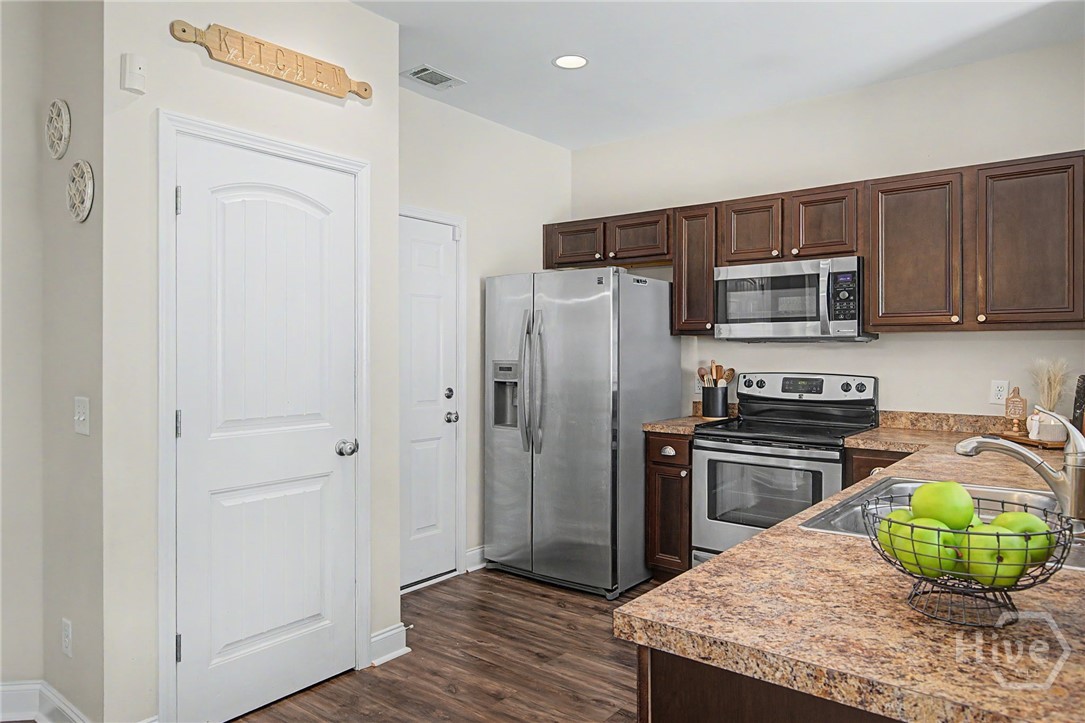 345 Canyon Oak Loop