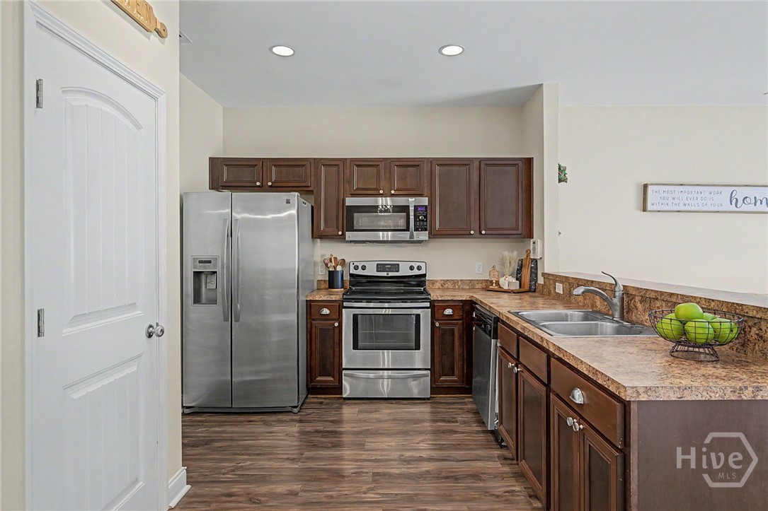 345 Canyon Oak Loop