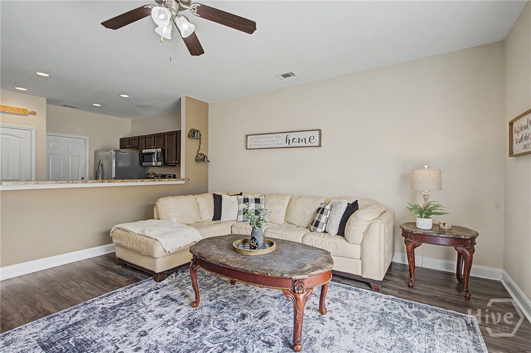 345 Canyon Oak Loop