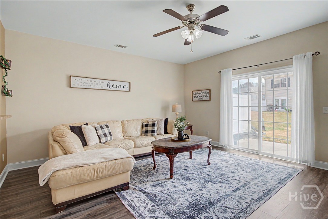345 Canyon Oak Loop