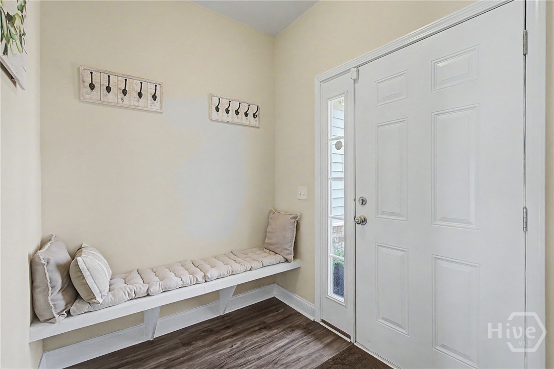 345 Canyon Oak Loop