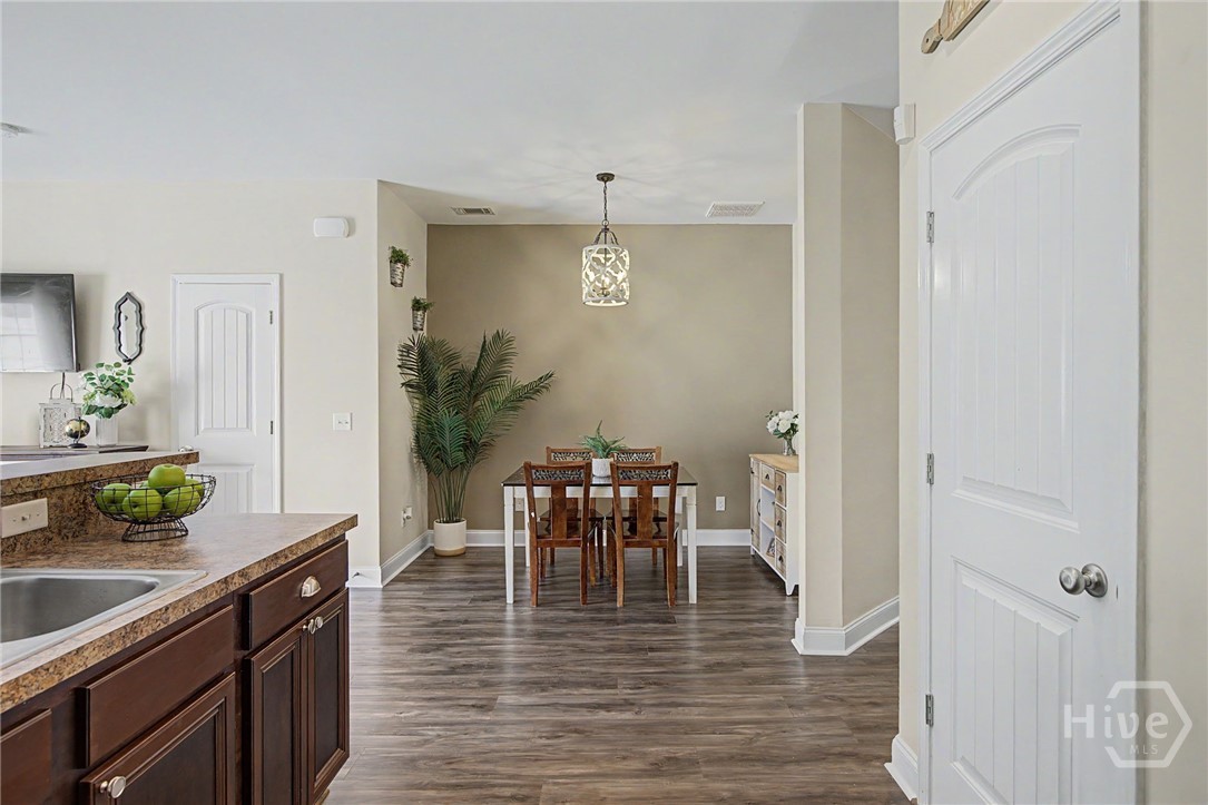 345 Canyon Oak Loop