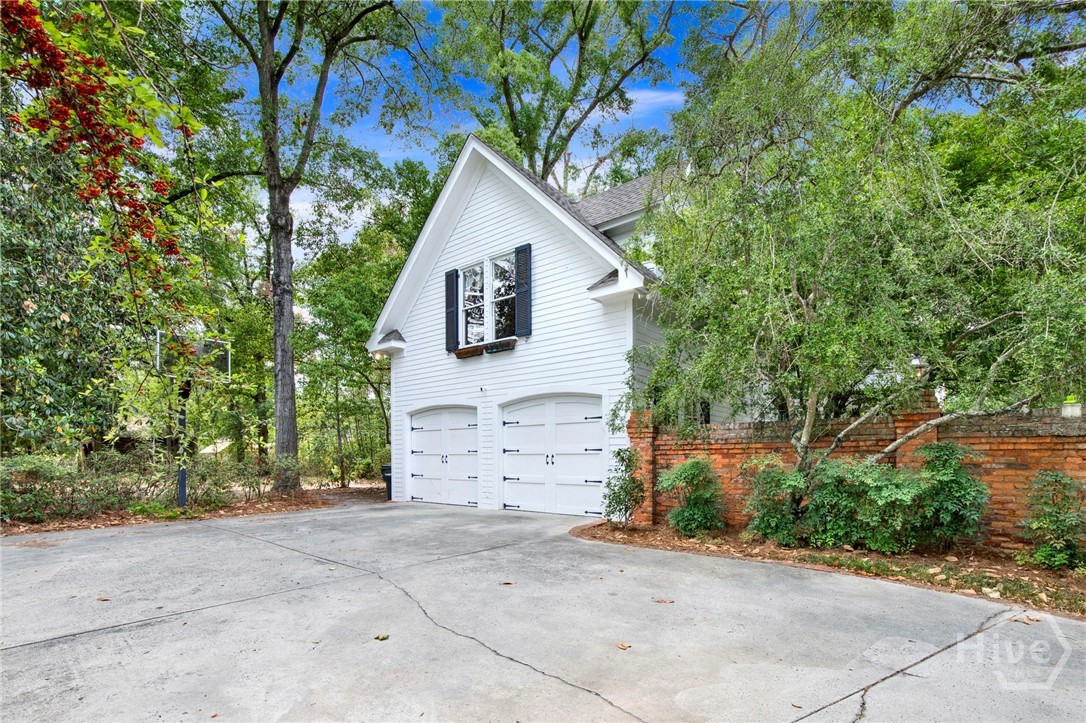 144 Kelly Street