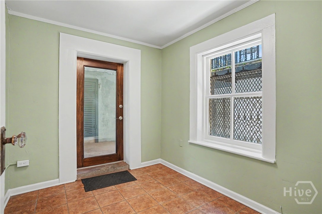 110 W Gaston Street