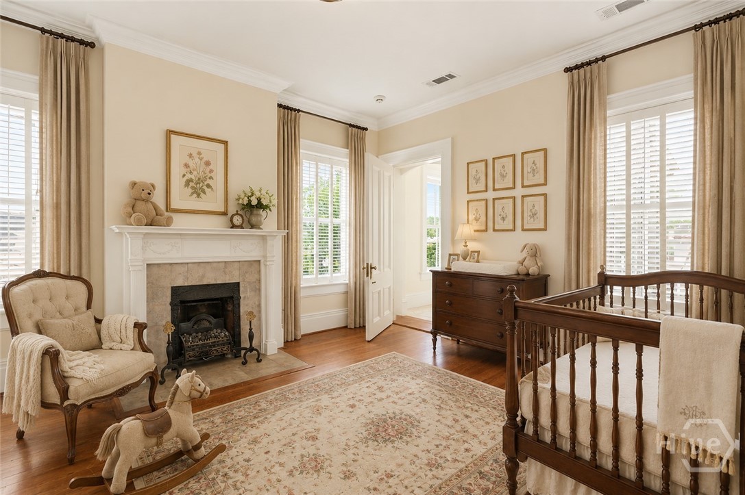110 W Gaston Street