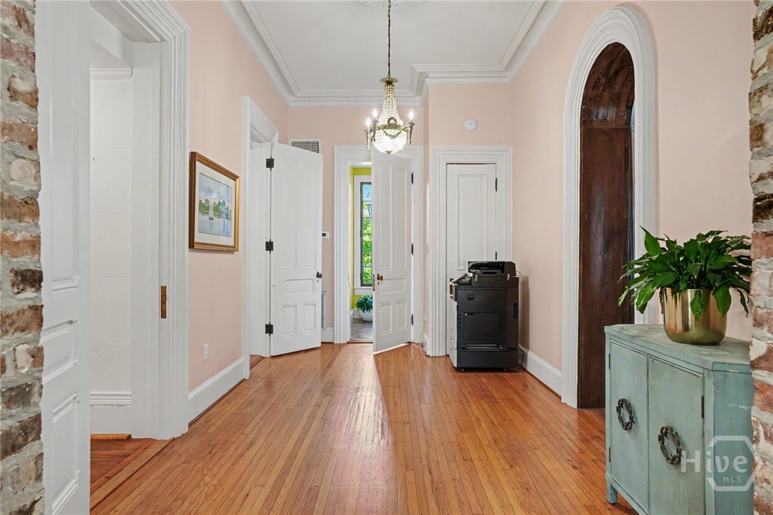 110 W Gaston Street