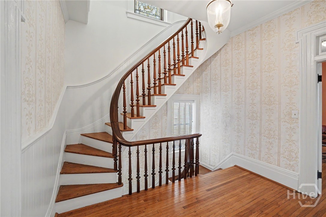 110 W Gaston Street
