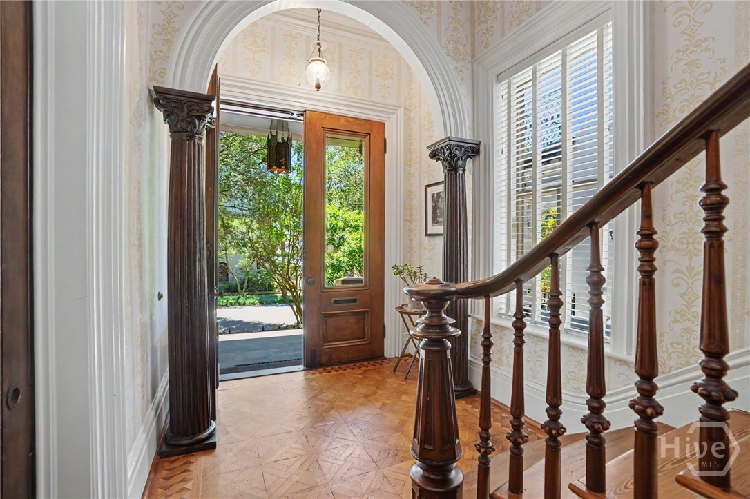 110 W Gaston Street